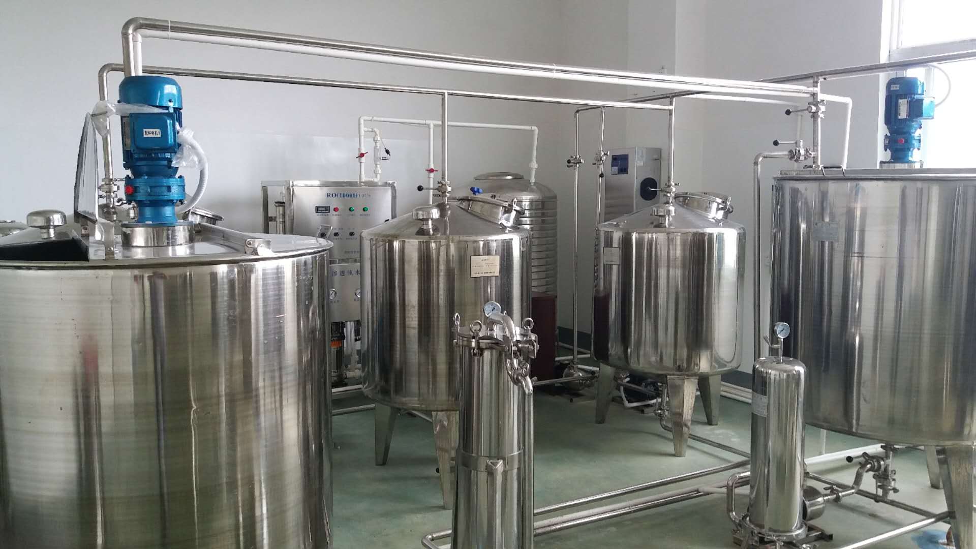 ����������װ�豸 - ���ϼӹ��豸